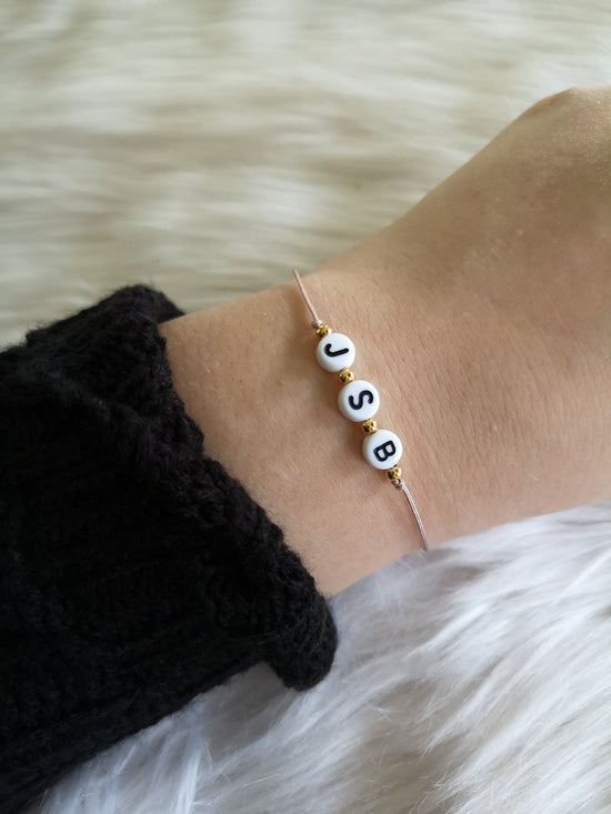 Armband personalisiert Initialen Familienarmband Name Buchstaben Freundschaftsarmband Anfangsbuchstaben