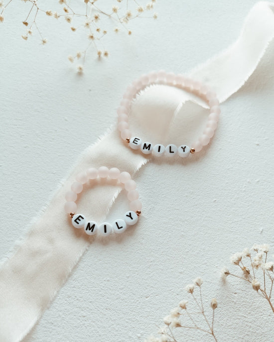 Babyarmband Geburt Geschenk Baby Geburtsarmband mit Name personalisiert Geburtskettchen Namensarmband Mädchen Junge Patentante Name