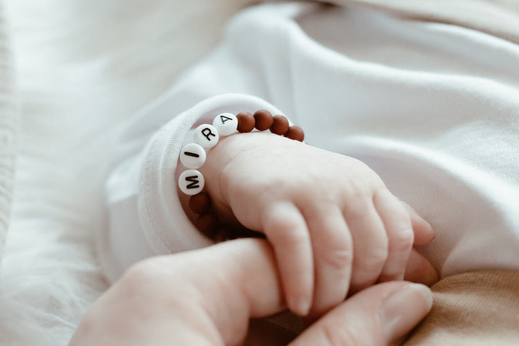 Armband Geburt Baby Geschenk Taufe Geburtsarmband Babyarmband Babyparty Geburtskettchen Namensarmband Mädchen Junge Patentante Name
